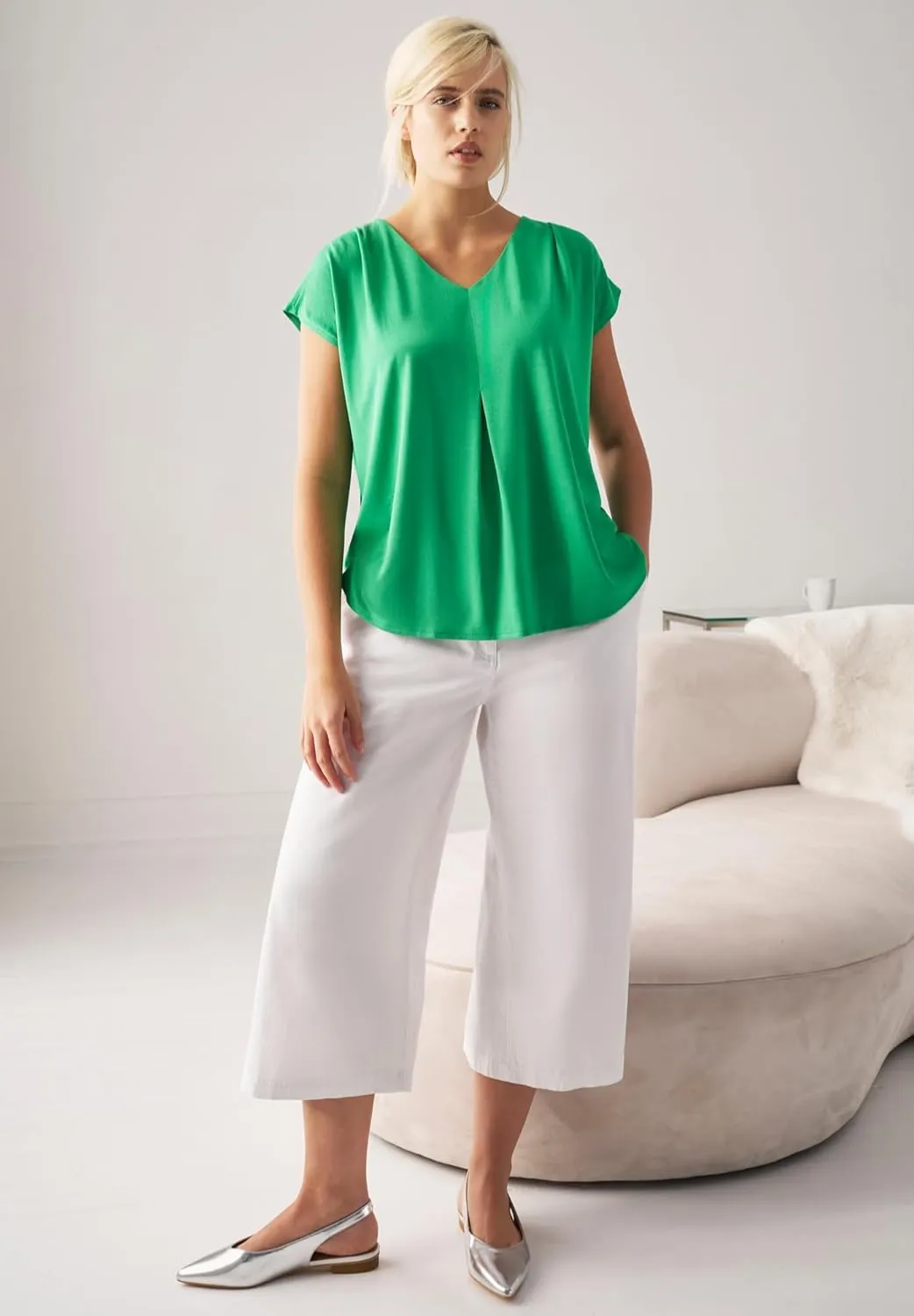 ellos Plus Size Lightweight Wide-Leg Crop Jeans