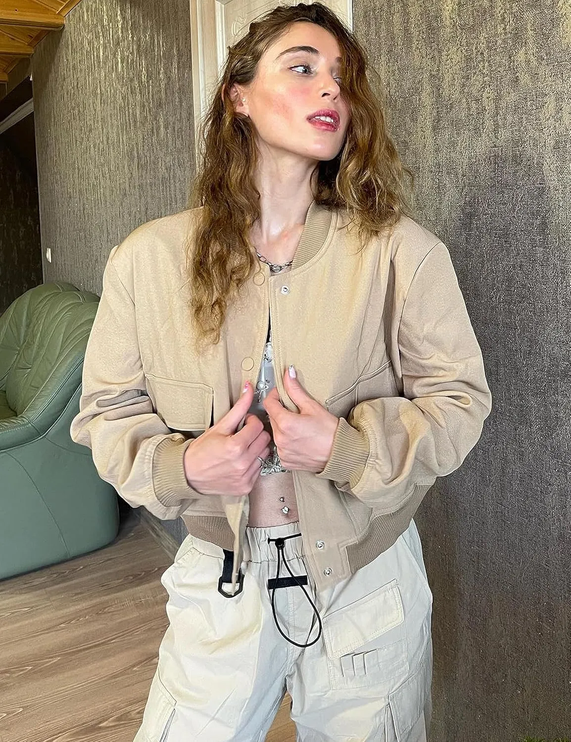 SCUSTY Women's Button Down Bomber Jacket Drop Shoulder Short Cropped Coat Outwear